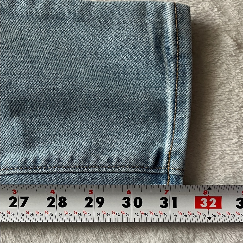 Old Navy Women's Sky Blue Straight Leg Jeans - Picture 7 of 7